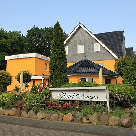 Hotel Neuses Куксхавен Екстериор снимка