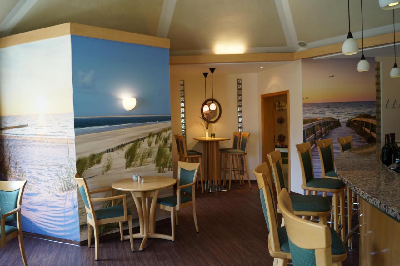 Hotel Neuses Куксхавен Екстериор снимка
