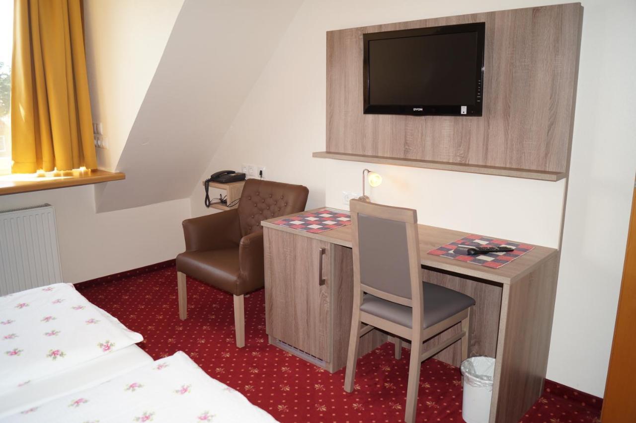 Hotel Neuses Куксхавен Екстериор снимка