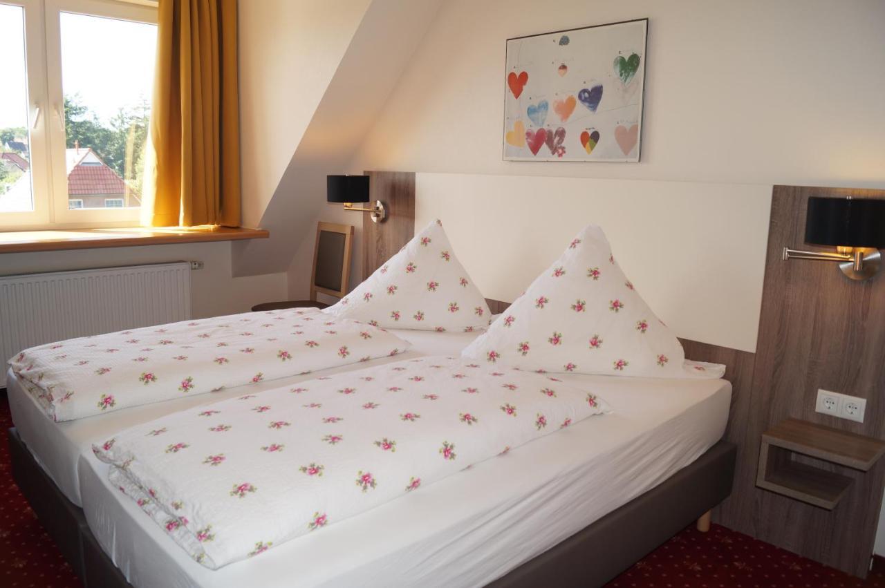 Hotel Neuses Куксхавен Екстериор снимка