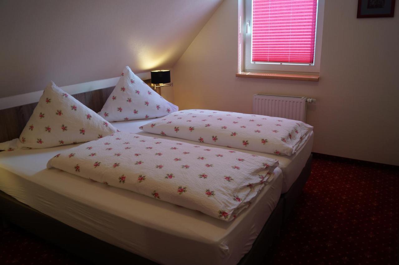 Hotel Neuses Куксхавен Екстериор снимка