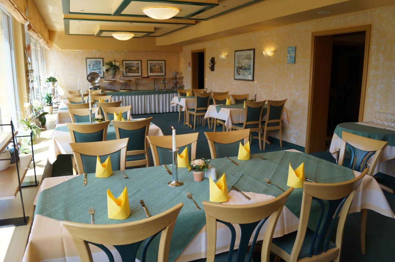 Hotel Neuses Куксхавен Екстериор снимка