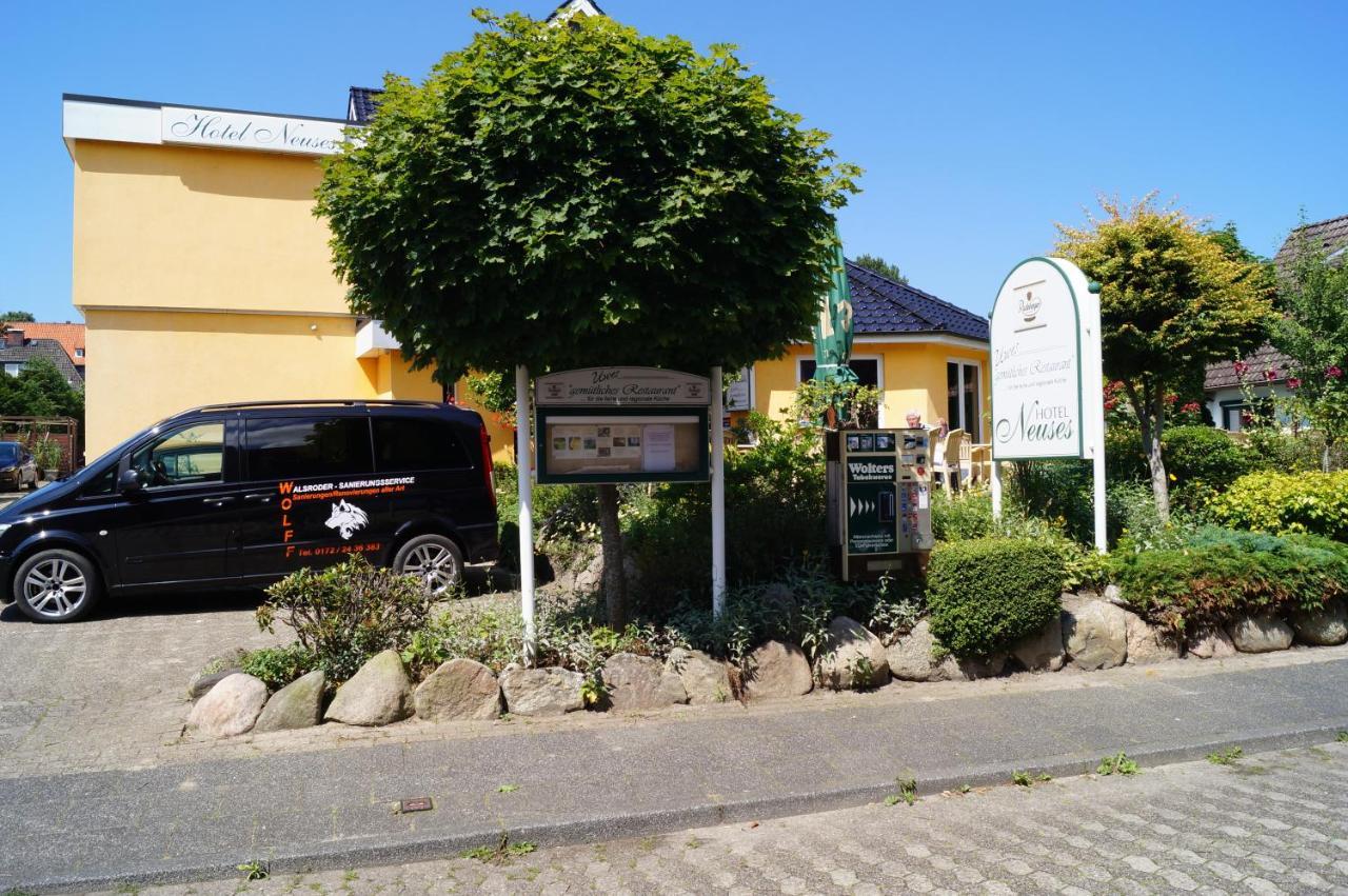 Hotel Neuses Куксхавен Екстериор снимка