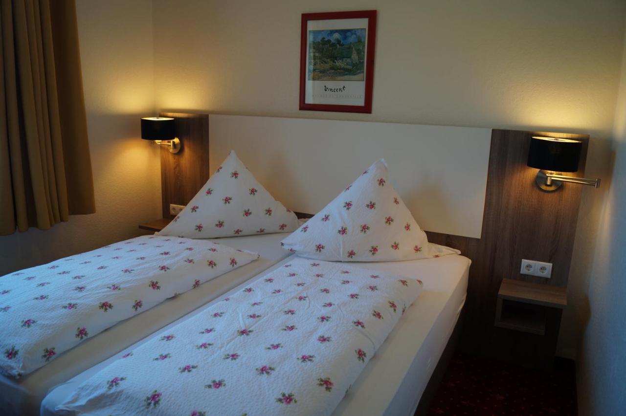 Hotel Neuses Куксхавен Екстериор снимка