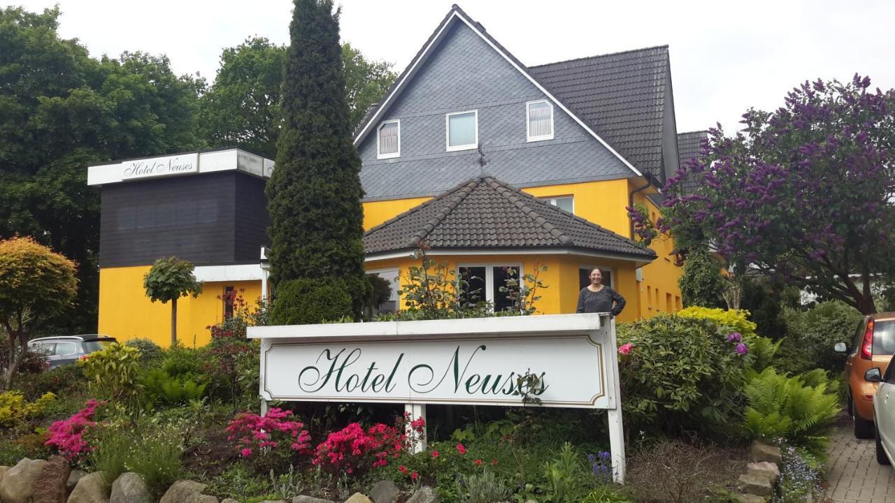 Hotel Neuses Куксхавен Екстериор снимка