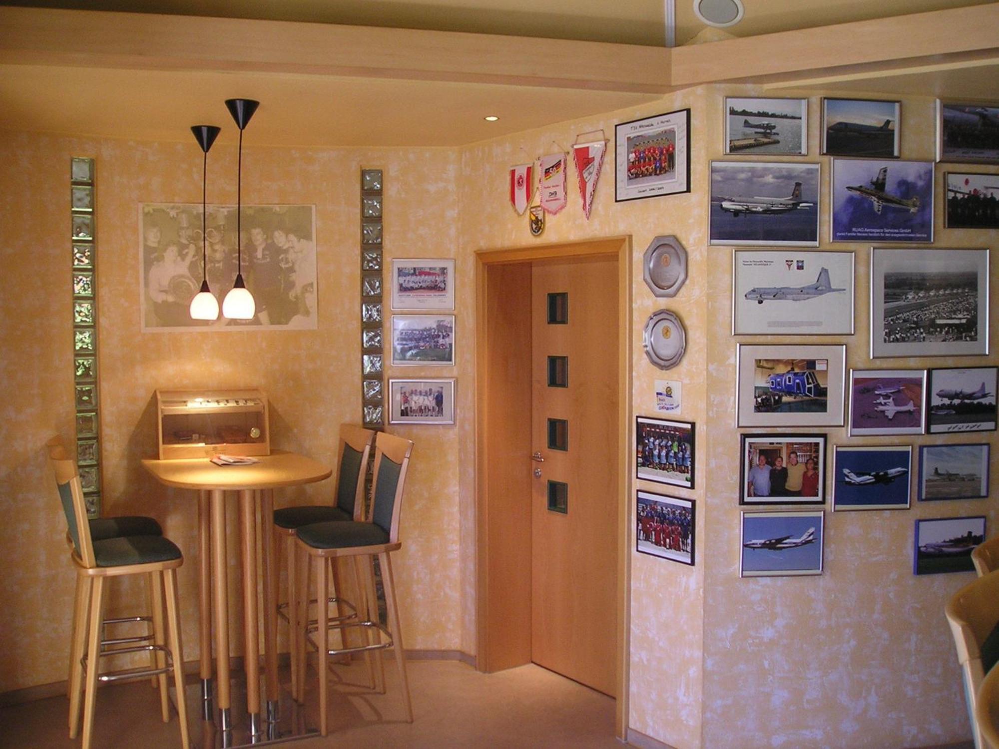 Hotel Neuses Куксхавен Екстериор снимка